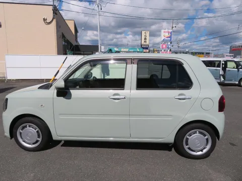 Daihatsu Mira Tocot