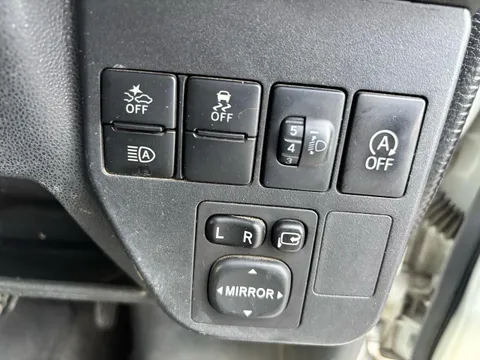 Toyota Pixis Van