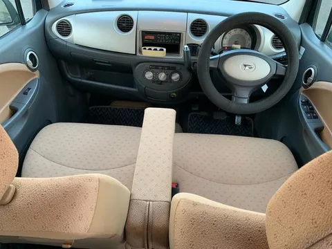 Daihatsu Move Latte