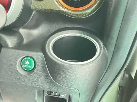 Honda N-BOX Slash