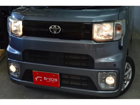 Toyota Pixis Mega