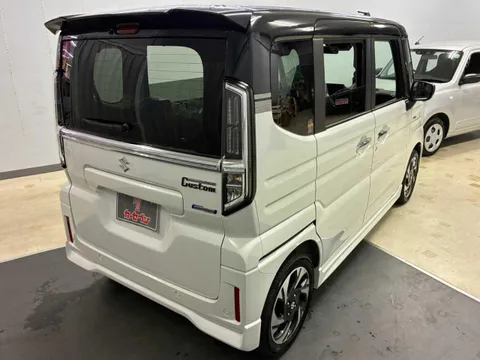Suzuki Spacia Custom