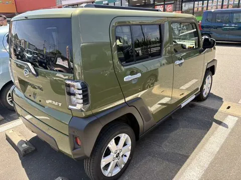 Daihatsu Taft