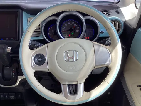 Honda N-BOX Slash