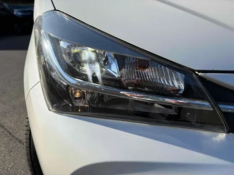 Toyota Yaris (Vitz)