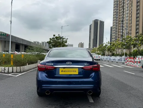 Infiniti Q50L