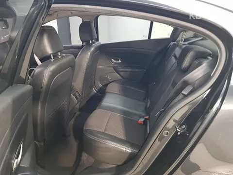 Renault SM3