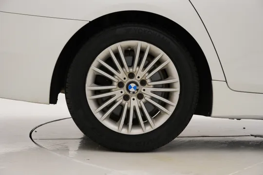 BMW BMW