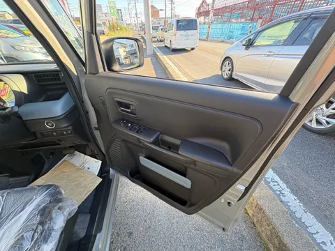 Suzuki Spacia Base