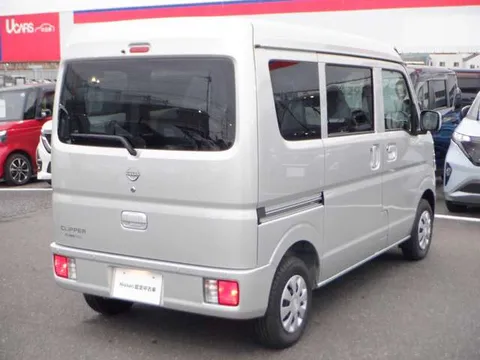 Nissan Clipper