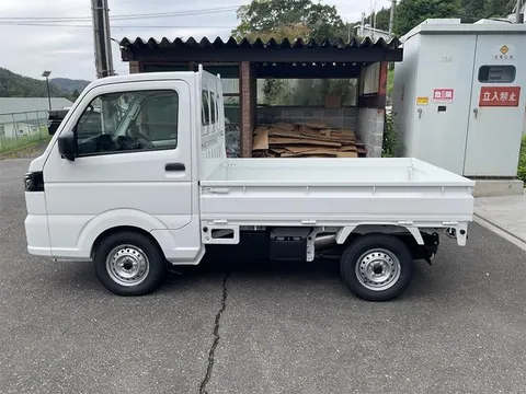 Nissan Clipper Truck