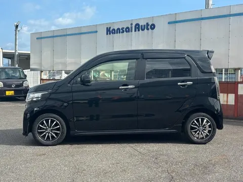 Honda N-WGN Custom