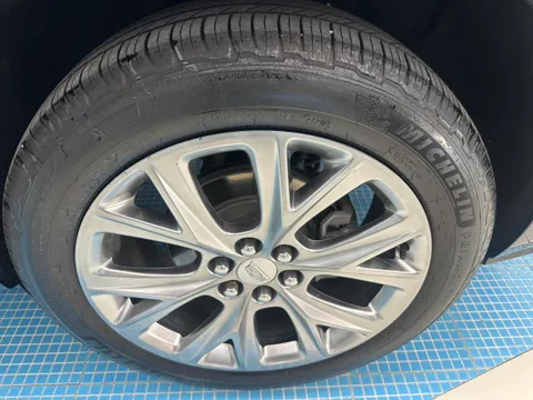 Cadillac XT6