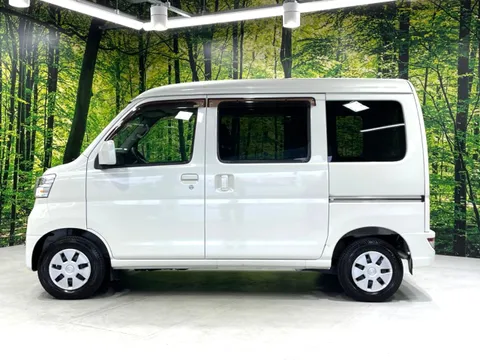 Toyota Pixis Van