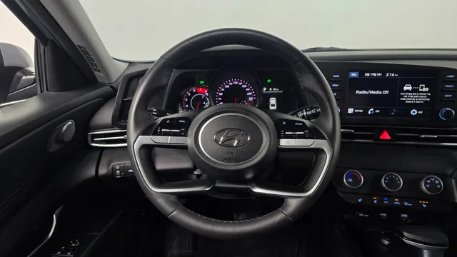 Hyundai Elantra (Avante)