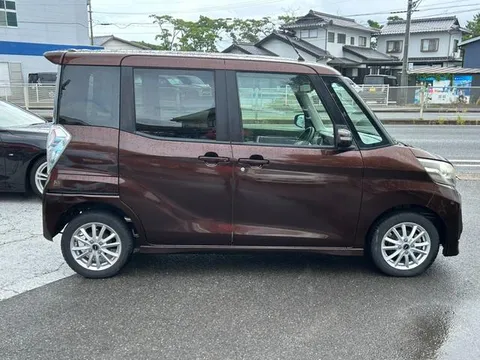 Mitsubishi eK Space Custom