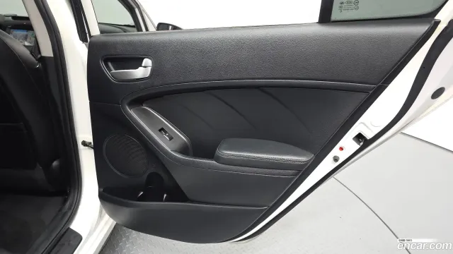 Kia Cerato (K3)