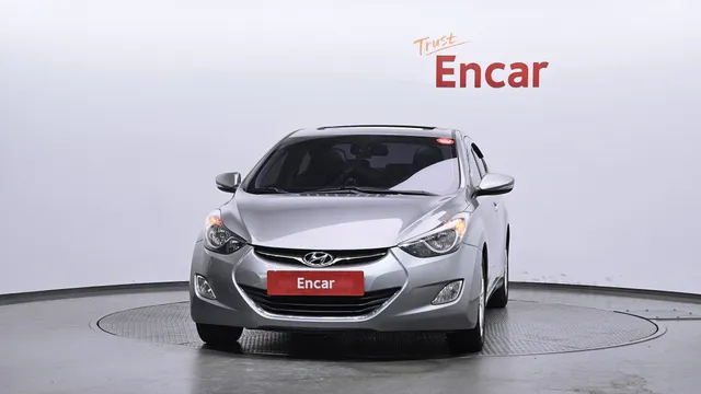 Hyundai Elantra (Avante)