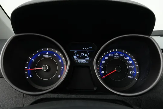 Hyundai Elantra (Avante)