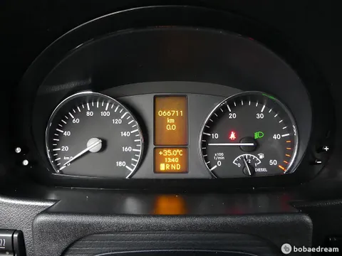 Mercedes-Benz Sprinter