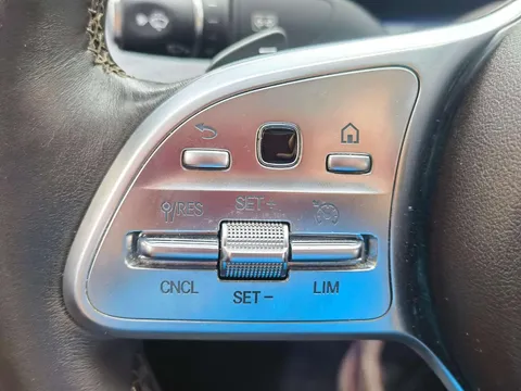 Mercedes-Benz Mercedes-Benz CLS