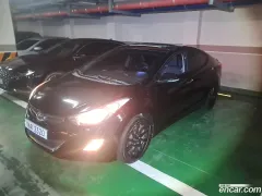 Hyundai Elantra (Avante)
