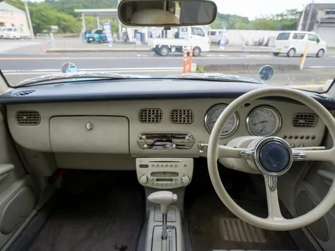Nissan Figaro