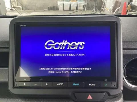 Honda N-BOX Custom