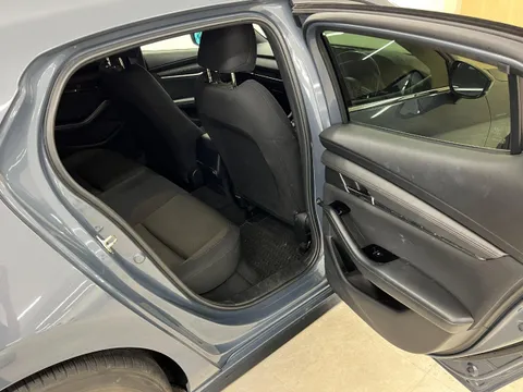 Mazda MAZDA3 Fastback