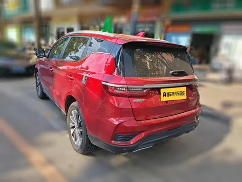 Geely Vision X6