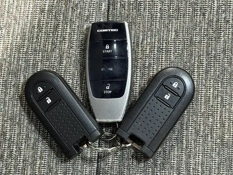 Daihatsu Mira Tocot