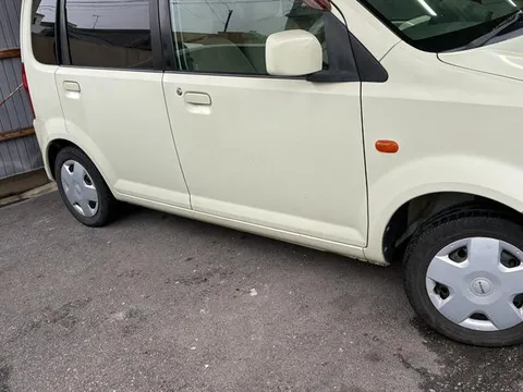 Nissan Otti