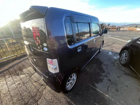 Toyota Pixis Space