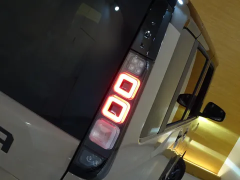 Mitsubishi Delica Mini