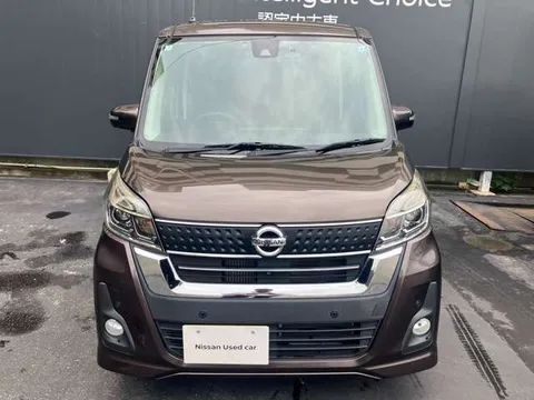Nissan Dayz Roox