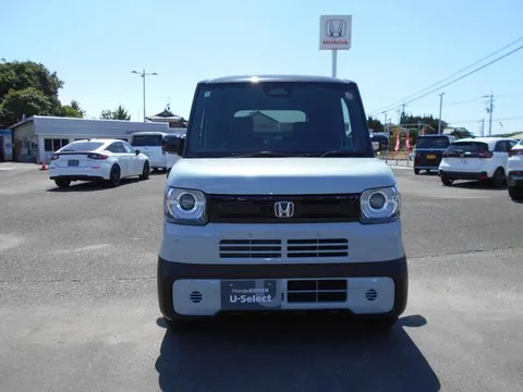 Honda N-BOX Joy