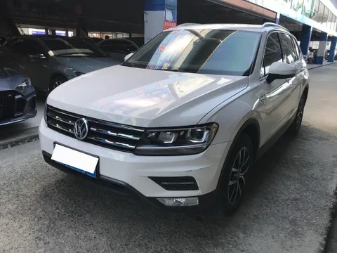 Volkswagen Tiguan L