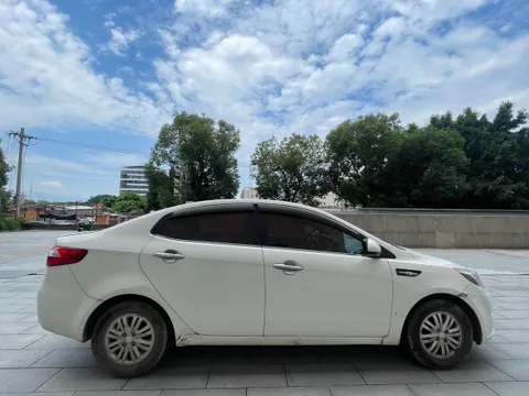 Kia K2