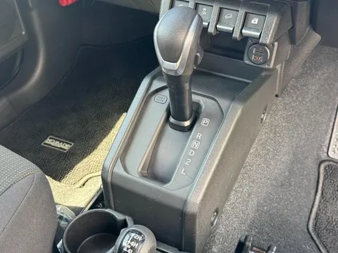 Suzuki Jimny Nomade
