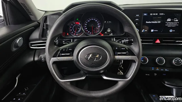 Hyundai Elantra (Avante)
