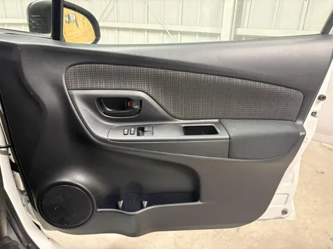 Toyota Yaris (Vitz)