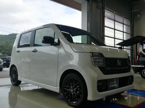 Honda N-WGN Custom