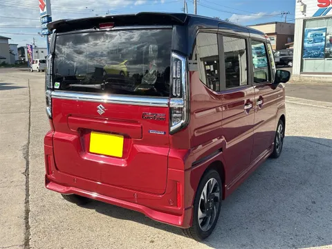 Suzuki Spacia Custom