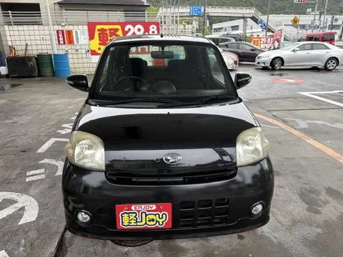 Daihatsu Esse