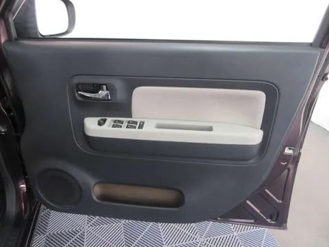 Daihatsu Mira Tocot