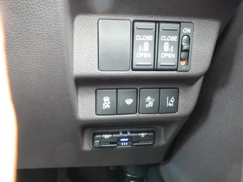 Honda Freed Plus
