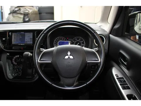 Mitsubishi eK Space Custom