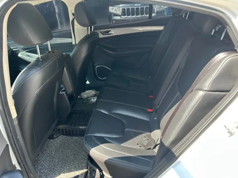 Chery Arrizo 5