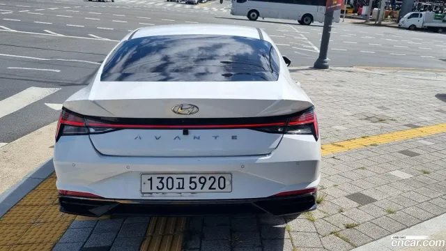 Hyundai Elantra (Avante)