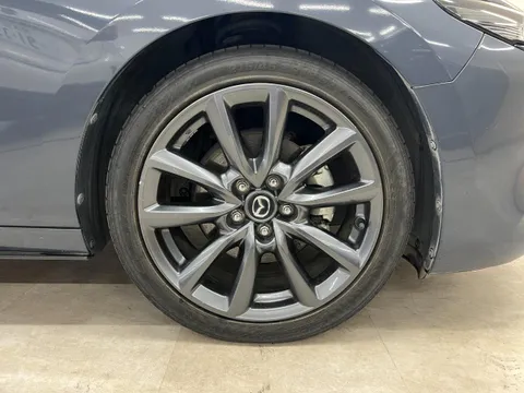 Mazda MAZDA3 Fastback